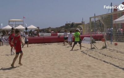 Esport a la platja de Cala Marçal